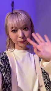 竹内アンナのベッドタイムライブ配信のお知らせ