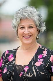 Lisa Kinzer's Instagram, Twitter & Facebook