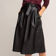 Il est composé d'un endroit aspect cuir et d'un envers tissé en toile. Jupe Evasee En Simili Longueur Midi La Redoute Collections Noir La Redoute