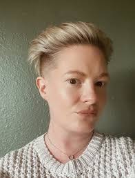 Miranda Fay's Instagram, Twitter & Facebook