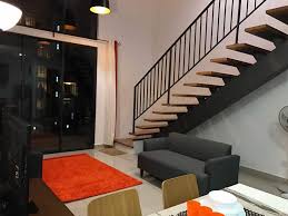 Hiwe have a master bed room with attached toilet, fridge in the room, quin size bed and a study t able, can cook, high speed wifi.this master bed room available in one of the guilin view condo apartments.guillin view is very near to bukit gombak mrt as wellanybody interest in can whats app me at +91 9920 334 550, this master room is. Duplex Studio Urban360 Gombak Batu Caves Updated 2021 Prices