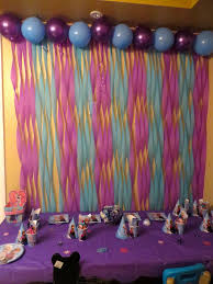 Crepe Paper Simple Birthday Wall Decoration At Home Streamer Crepe Paper Wall Backdrop Frozen Colors Backdrops For Parties Birthday Backdrop Frozen Birthday Party