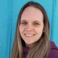 Who recommends a painter for exterior house painting in Bismarck?