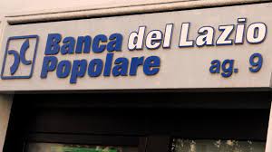 Bancario banca d'italia it 61 p 01000 03245 341300063026. Fanno Esplodere La Filiale Di Banca A Sezze Scalo Latina Tu
