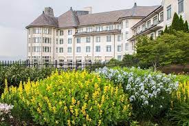Miles of walking, hiking, and biking trails, acres of gardens, and such activities as falconry and sporting clays allow you to create your perfect day trip or. Review Of The Inn On Biltmore Estate And It S Benefits