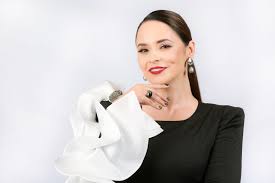 A fost jurat în emisiunea uite cine dansează!, difuzată de postul de televiziune pro tv.din octombrie 2020, este coproducătoare și realizatoare a emisiunii nu există. Andreea Marin VorbeÈ™te Despre Averea Sa RefuzÄƒ SÄƒ È™i AchiziÈ›ioneze Obiecte De Lux Monden