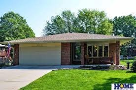 5810 deerwood drive, lincoln, ne 68516