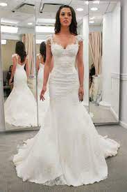Every bride wants to look great on their big day and it's fair to look charming and elegant on the wedding. Size 4 Wedding Dress Off 66 Www Daralnahda Com