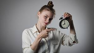 Der erste eisprung nach der geburt deines babys erfolgt 14 tage, bevor du deine erste periode bekommst. Periode Kommt Nicht 5 Moglichkeiten Sat 1 Ratgeber