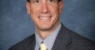 Peter Liesenfeld's Instagram, Twitter & Facebook