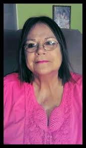 Tammy Mears's Instagram, Twitter & Facebook