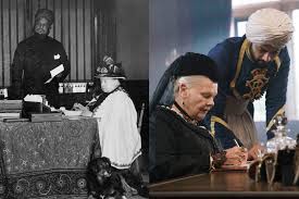 Victoria lead a sheltered life in kensington palace. Victoria And Abdul The Real Story Behind The Queen S Controversial Relationship With Her Indian Attendant Vanity Fair