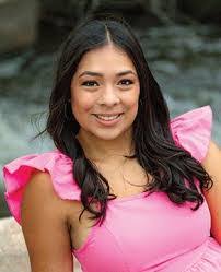 Alexa Reyes's Instagram, Twitter & Facebook