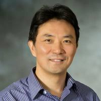 PDF) Accelerating Distributed Deep Learning using Multi-Path RDMA in Data  Center Networks