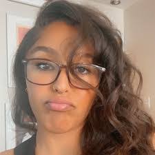 Casey Gee's Instagram, Twitter & Facebook