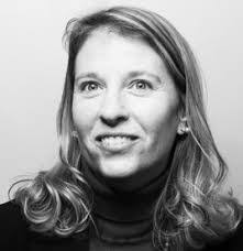 Iris Benz's Instagram, Twitter & Facebook