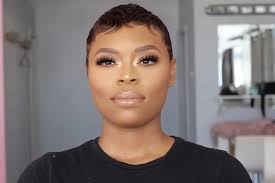 BLUSH ON THE BOULEVARD