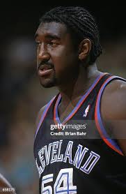 311 Cavaliers Robert Traylor Photos & High Res Pictures