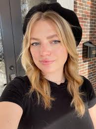 Devante Sanders' leap of faith made him Dallas' go-to clipper seller to  barbers