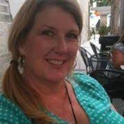 Tammy Hirsch's Instagram, Twitter & Facebook