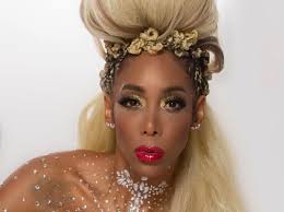 May Alexander revela las claves de su nuevo espectáculo