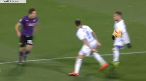 Che si perde anche un precedente fallo di chiesa sullo stesso d'ambrosio. Video Fiorentina Inter Bufera Nel Finale D Ambrosio Petto O Mani Per Abisso E Rigore Mediagol