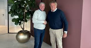 Gerrit Visser draagt Innovi over aan Danny Grooters