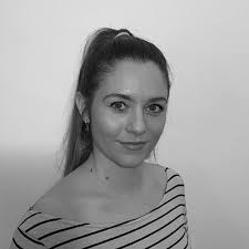 Amberley Lowis, Editor in London, UK