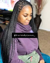 Knotless Box Braids On Instagram Knotless Braids Painless Tensionless And Light Weight Triba Box Braids Hairstyles Box Braids Styling Short Box Braids
