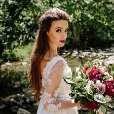 All It Takes Is One Beautiful And Vivid Color To Bring An Elegant And Natural Color Scheme Las Vegas Wedding Hair Wedding Makeup Artist Hair And Makeup Artist