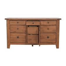 181 best end tables accent table and coffee tables images on, source: 32 Off Broyhill Furniture Broyhill Attic Heirlooms Nine Drawer Dresser Storage