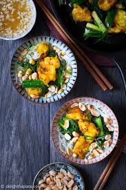 Vietnamese Turmeric Fish With Dill And Noodles Cha Ca La Vong Delightful Plate Recipe Fish Recipes Healthy Food Noodles