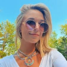 Katelyn Geiger's Instagram, Twitter & Facebook