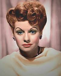Women's 50s hairstyles for short hair, medium hair, long hair, black hair, updos, pinup hair, ponytail, headbands some 1950s hairstyles were as short as the flapper bob, but the '50s bob was fuller and more dramatic like the small hats that sat on a 1950s woman's head. 5 Easy Vintage 1950s Back To School Hairstyles Vintage Retro