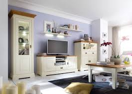 Wohnzimmer Ideen Landhausmobel Weiss Wohnzimmer Ruhige Auf Ideen Zusammen Mit Im Landhausstil Weis Saint Landhaus Mobel Landhausmobel Weiss Weisses Wohnzimmer