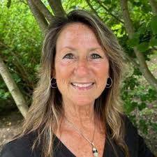 Faculty & Staff · Connecticut College