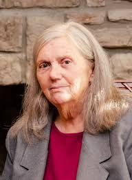 Carol Slinker's Instagram, Twitter & Facebook