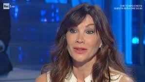 «ha parlato con l'avvocato di piera maggio» primo piano > cronaca venerdì 28 maggio 2021 di silvia natella Luisa Corna Chi E Eta Altezza Fidanzato E Vita Privata Della Conduttrice Ospite Di Oggi E