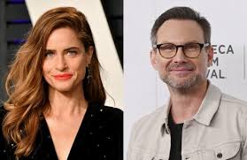 Dirty john is back for another season of murder most foul, and honestly, i am ready. Amanda Peet Christian Slater To Star On Dirty John Season 2 New Twisted Love Story Revealed