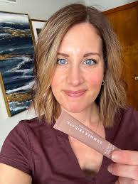 What's your favorite light weight lip gloss color?