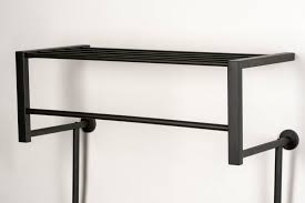 Ob das garderoben set modern oder bodenständig wirken soll, kommt auf das flair in ihrem zuhause an. Garderobe 73702 Industrielook Modern Edelstahl Schwarz