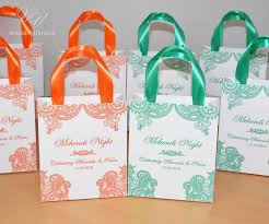 30 Mehendi Night Gift Bags With Satin Ribbon Your Names Etsy Wedding Favor Gift Bags Indian Wedding Favors Wedding Gift Bags