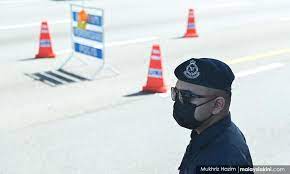 Yesterday, malaysia recorded 3,807 cases bringing the cumulative total to 444,484 while the total number of deaths stands at 1,700. Ofwlqjtepnka0m