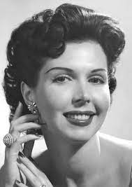 Long hairstyles in the 50s. Hair 1950 Sean Thomas Peg It Board 1950s Hairstyles 1950s Makeup And Hair Vintage Hairstyles