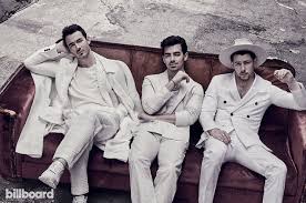 Jonas Brothers Happiness Begins Album Debuts At No 1 On
