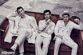 jonas brothers happiness begins album debuts at no 1 on