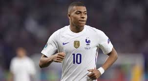 Trending news, game recaps, highlights, player information, rumors, videos and more from fox sports. Euro 2020 Mbappe I Benzema Razem Takze W Klubie Real Madryt Pracuje Nad Transferem Euro 2020 Polskieradio24 Pl