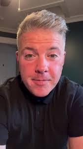 Ashley Collum's Instagram, Twitter & Facebook