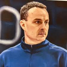 Leo Kane's Instagram, Twitter & Facebook