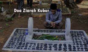 Ziarah kubur diperbolehkan sepanjang kegiatan tersebut tidak mengundang adanya kesyirikan. Doa Ziarah Kubur Lengkap Latin Dan Artinya Nada 313